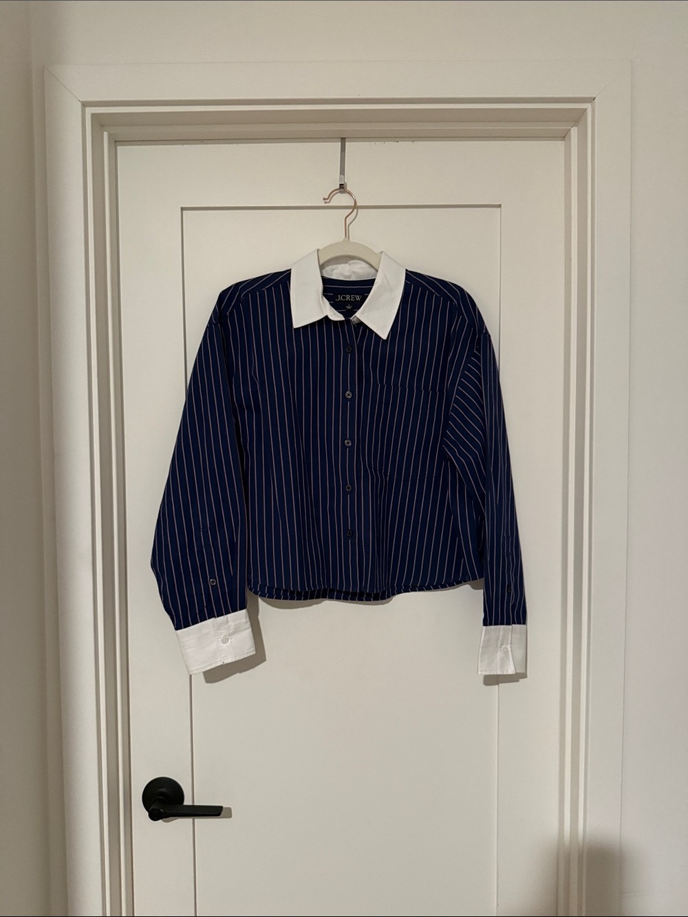 J. Crew étienne cropped button up shirt in striped cotton poplin - Picture 2 of 4